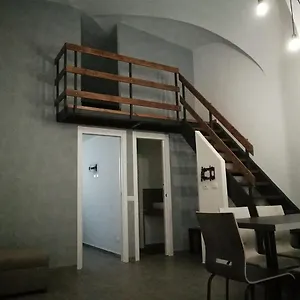 https://mgr-apartments.taorminaitalyhotels.com